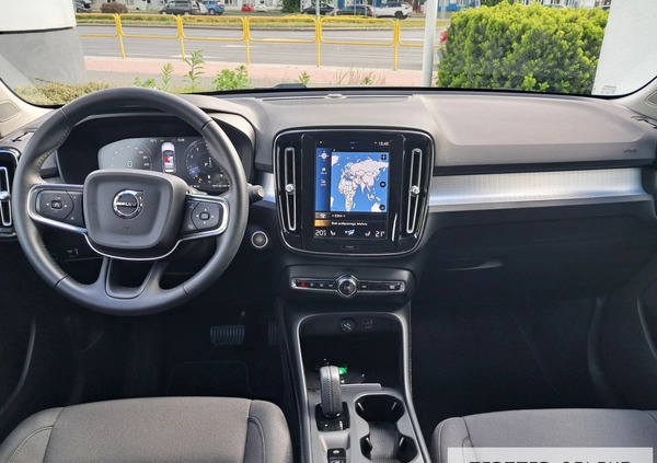 Volvo XC 40 cena 149900 przebieg: 39525, rok produkcji 2020 z Radłów małe 326